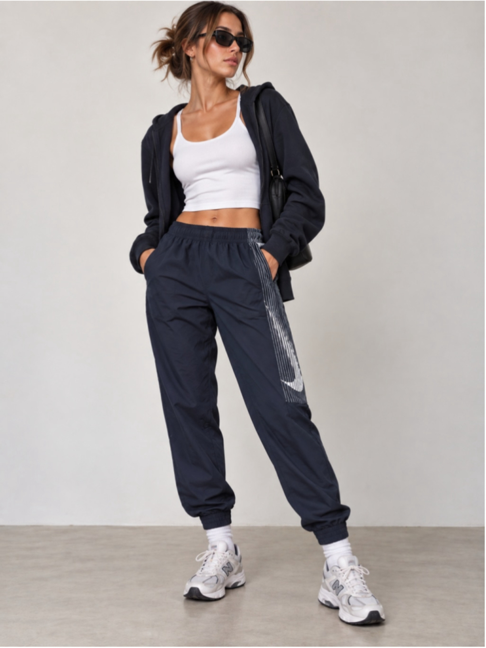 NIKE Dri-FIT High-Rise Track Pants Black Sz M — Polyester Blend